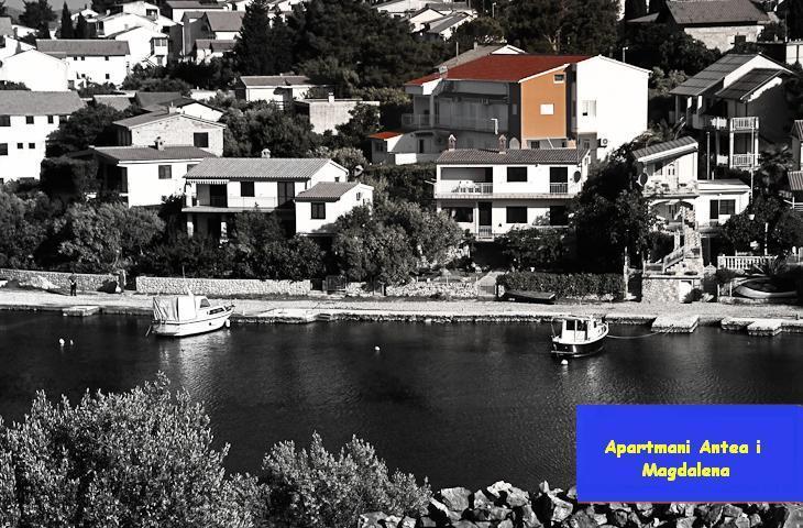 Apartments Antea & Magdalena Pirovac Exterior foto