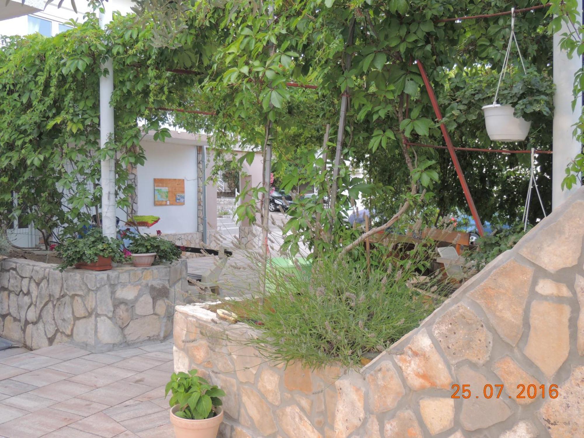 Apartments Antea & Magdalena Pirovac Exterior foto